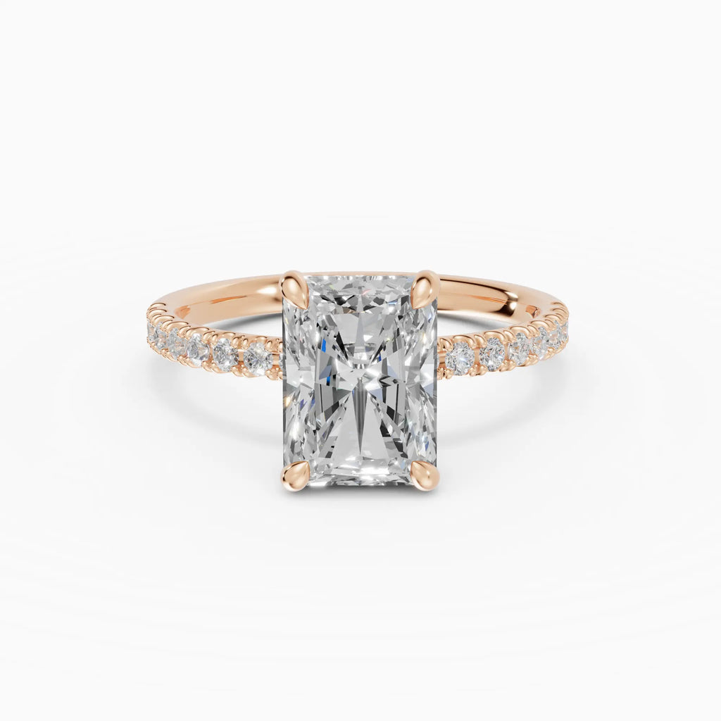 AURORA | Anillo solitario corte radiante medio pavé