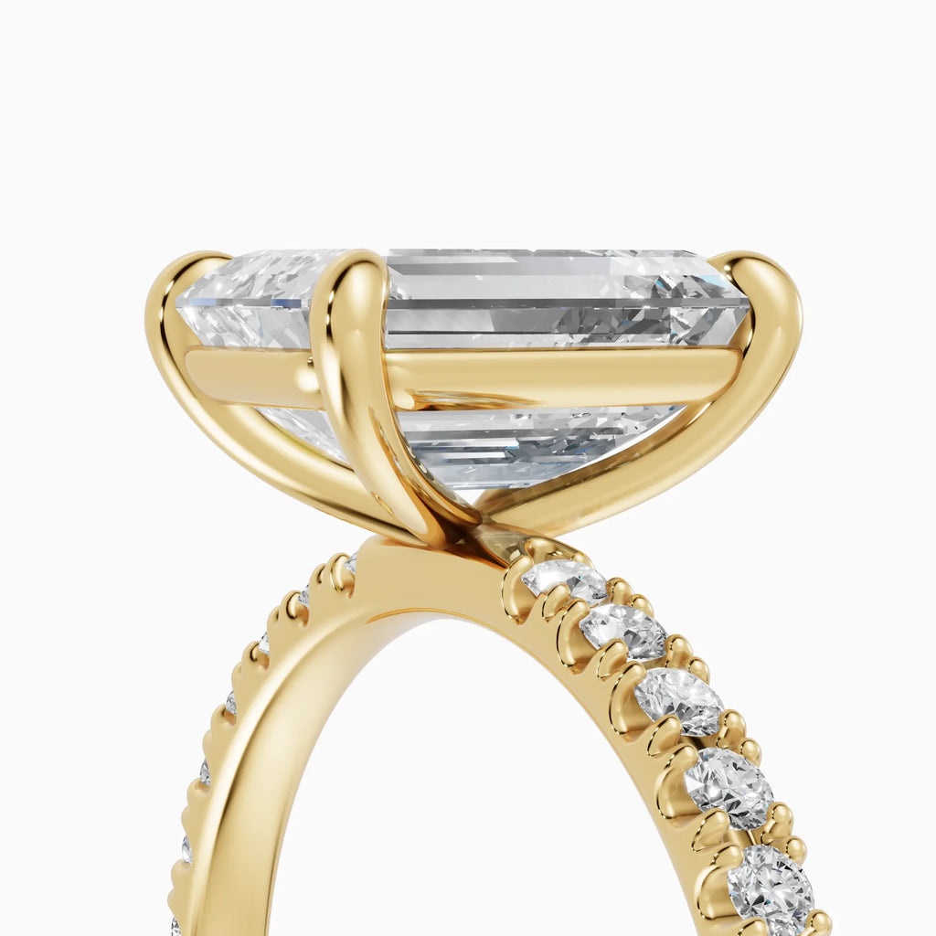 Anillo de compromiso AURORA esmeralda solitario corte medio pavé en oro amarillo 14k - detalle engaste
