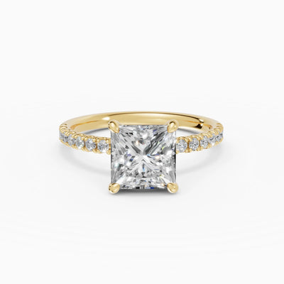 AURORA | Anillo solitario corte princesa medio pavé