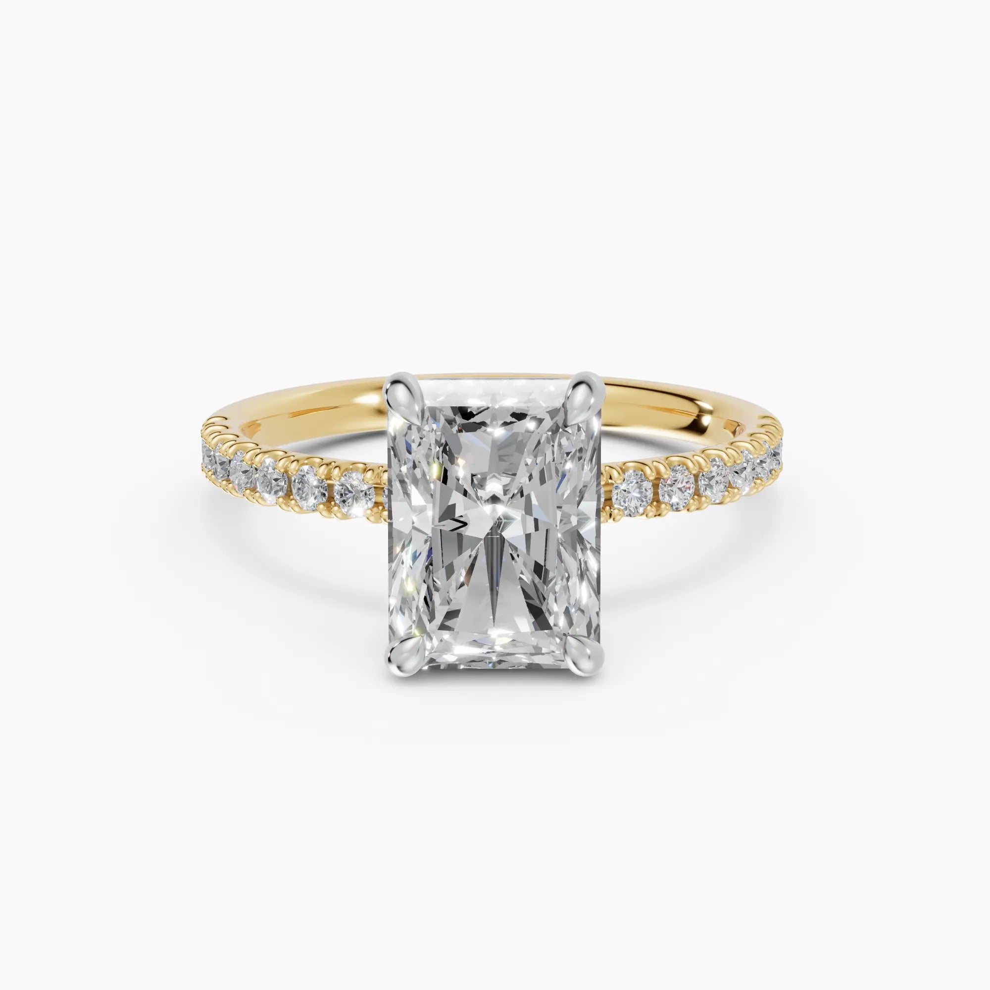 AURORA | Anillo solitario corte radiante medio pavé