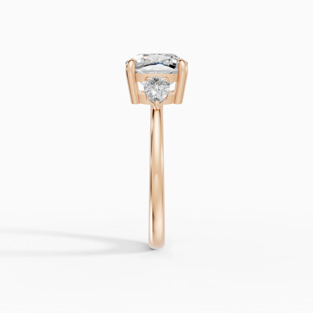 Anillo de compromiso ELARA cojín trilogía
