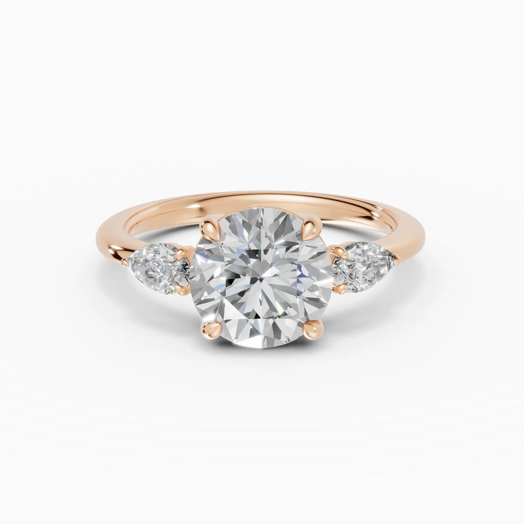 Anillo de compromiso ELARA brillante trilogía - primer plano