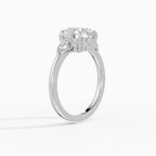 Anillo de compromiso ELARA oval trilogía