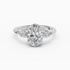 Anillo de compromiso ELARA oval trilogía - galería