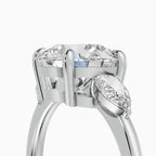 Anillo de compromiso ELARA brillante trilogía