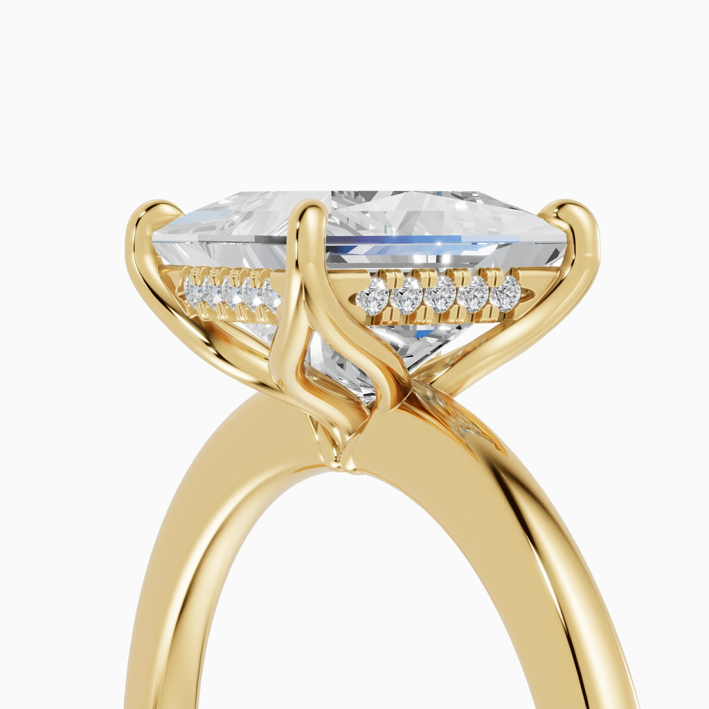 Anillo de compromiso Flora en oro amarillo con diamante corte princesa de 2 quilates
