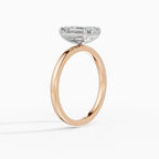 Anillo de compromiso GAIA esmeralda solitario bicolor oro rosa y oro blanco 18k