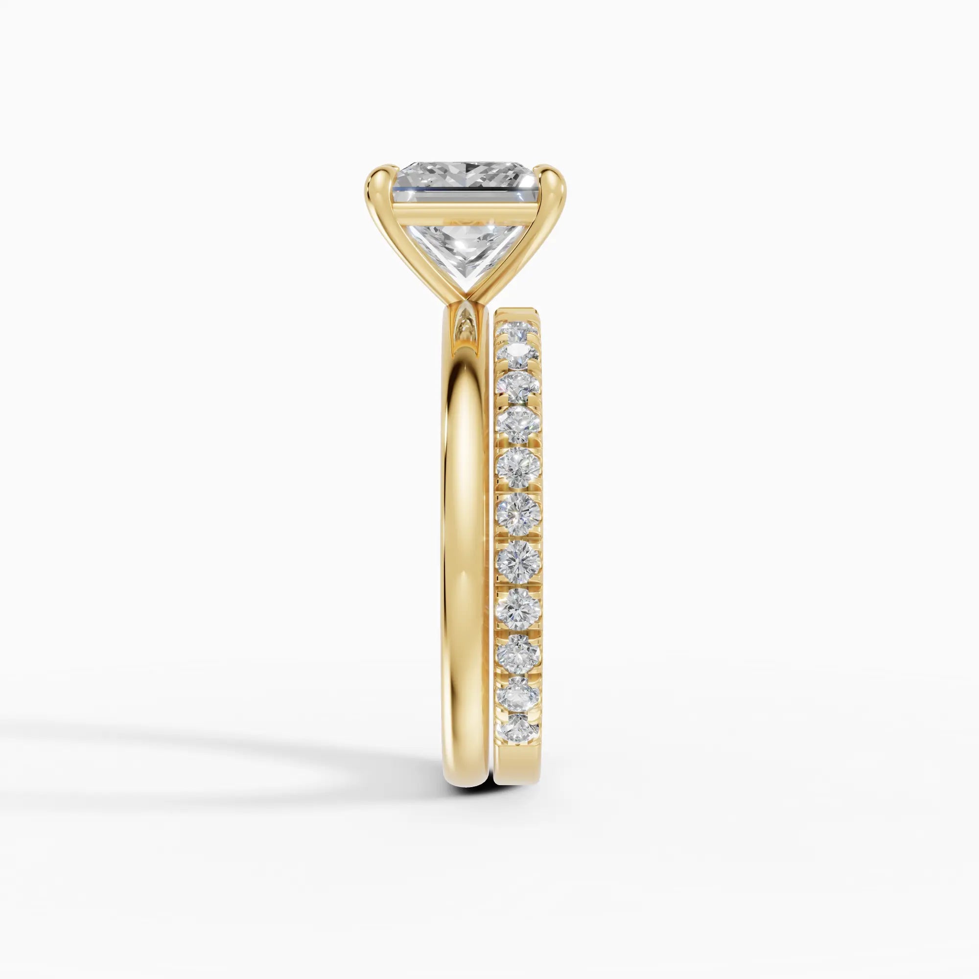 Anillo de compromiso GAIA princesa solitario en oro amarillo 18k - vista superior