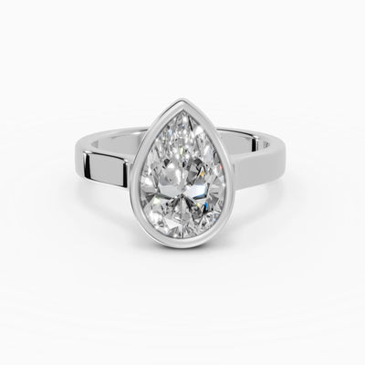 Anillo de compromiso HERA pera solitario biselado - primer plano