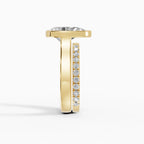 Anillo de compromiso HERA pera solitario biselado en oro amarillo 14k - detalle engaste