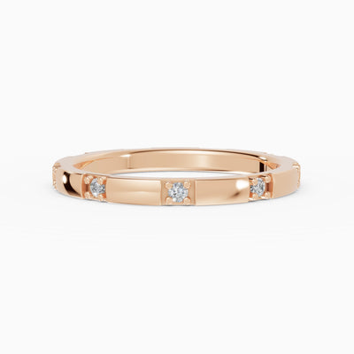Anillo de compromiso Petra en oro rosa con diamante corte brillante detalle del aro