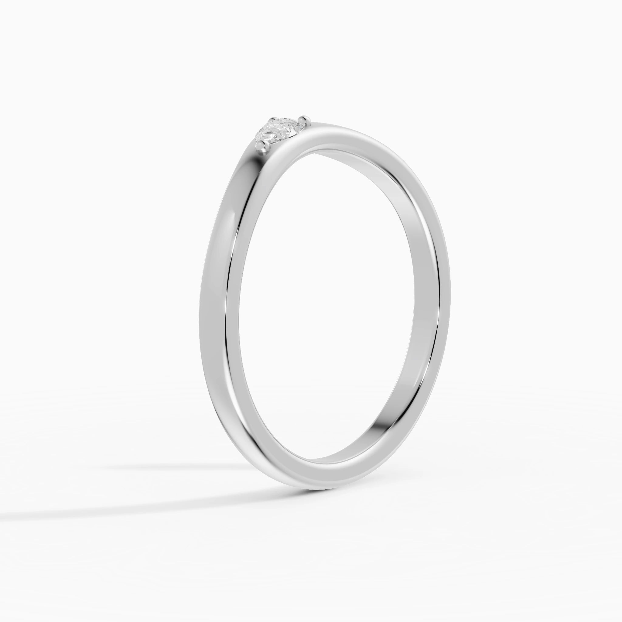 Anillo de compromiso Selene en oro blanco con diamantes corte pera de 2,5 x 4 mm vista lateral