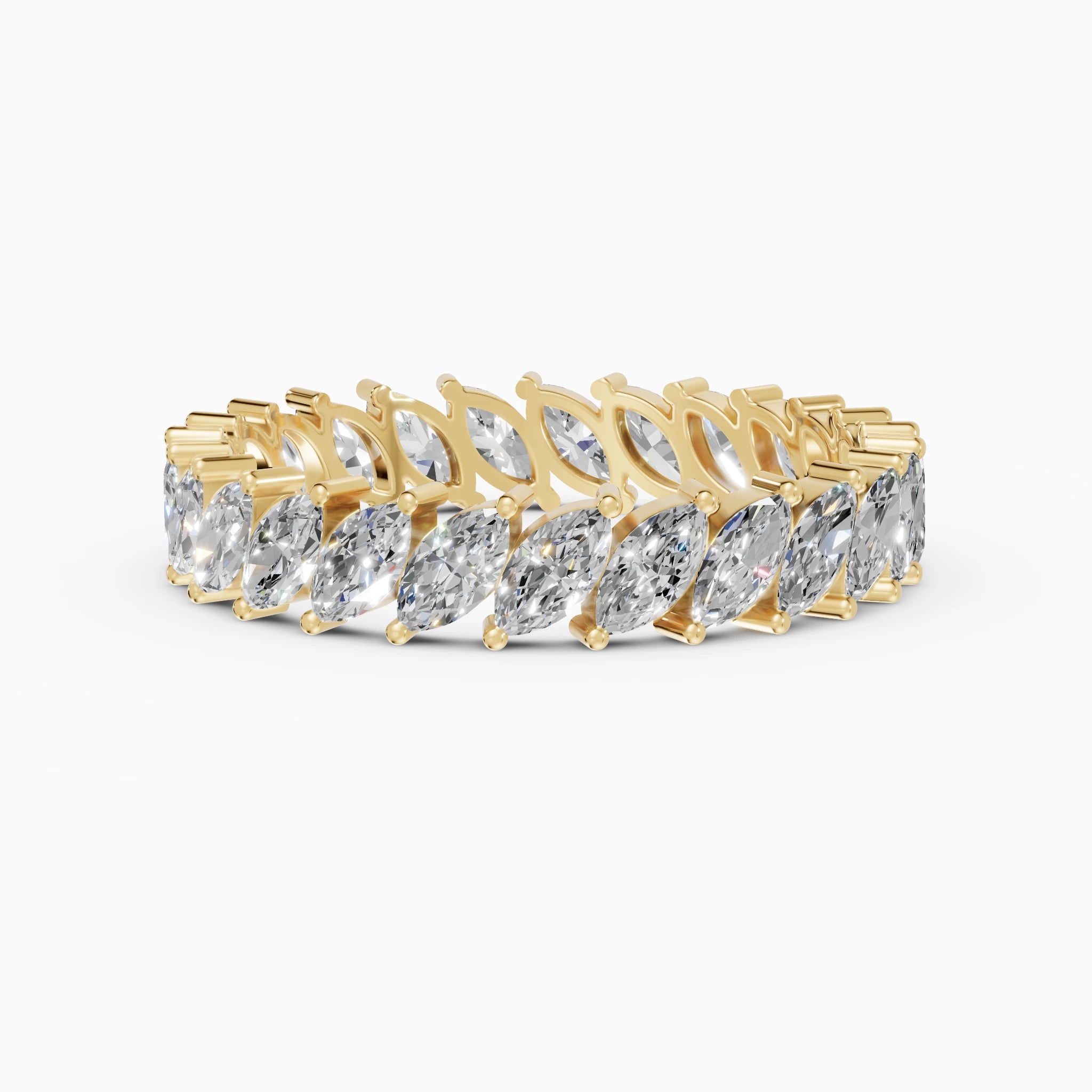 Anillo de compromiso Strata en oro amarillo con diamantes corte marquesa de 0,1 ct total