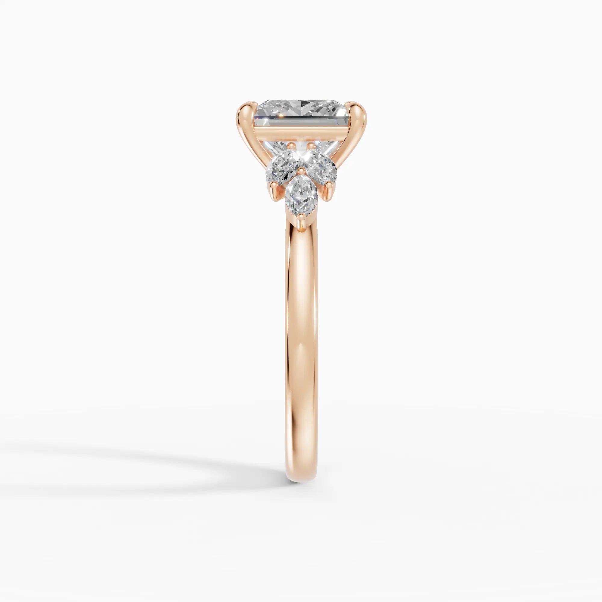 Anillo de compromiso VESTA princesa clúster - contexto