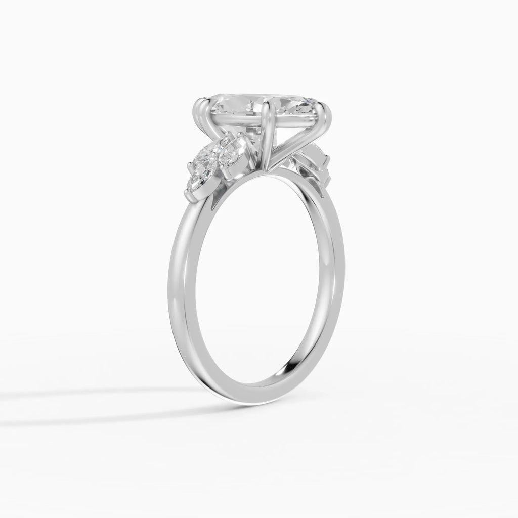 Anillo de compromiso VESTA marquesa clúster - puesto en mano