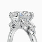 Anillo de compromiso VESTA brillante clúster - vista trasera
