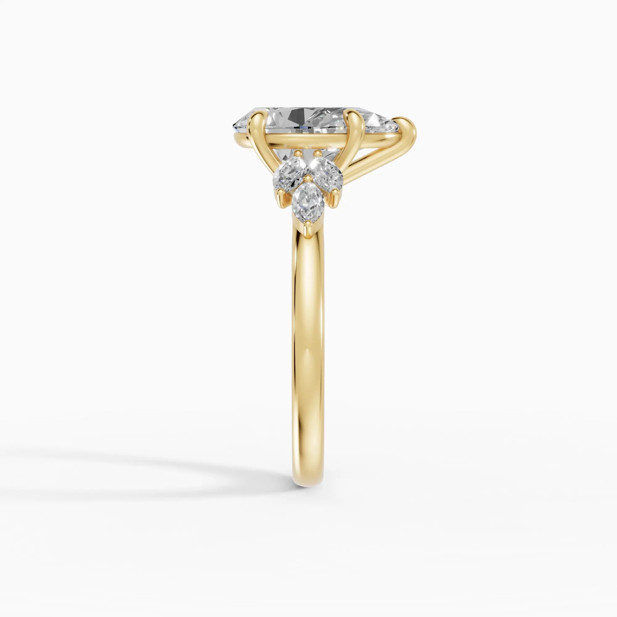 VESTA | Anillo clúster pera