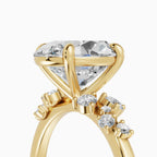 JASMINE oval cluster engagement ring in 14k yellow gold - setting detail