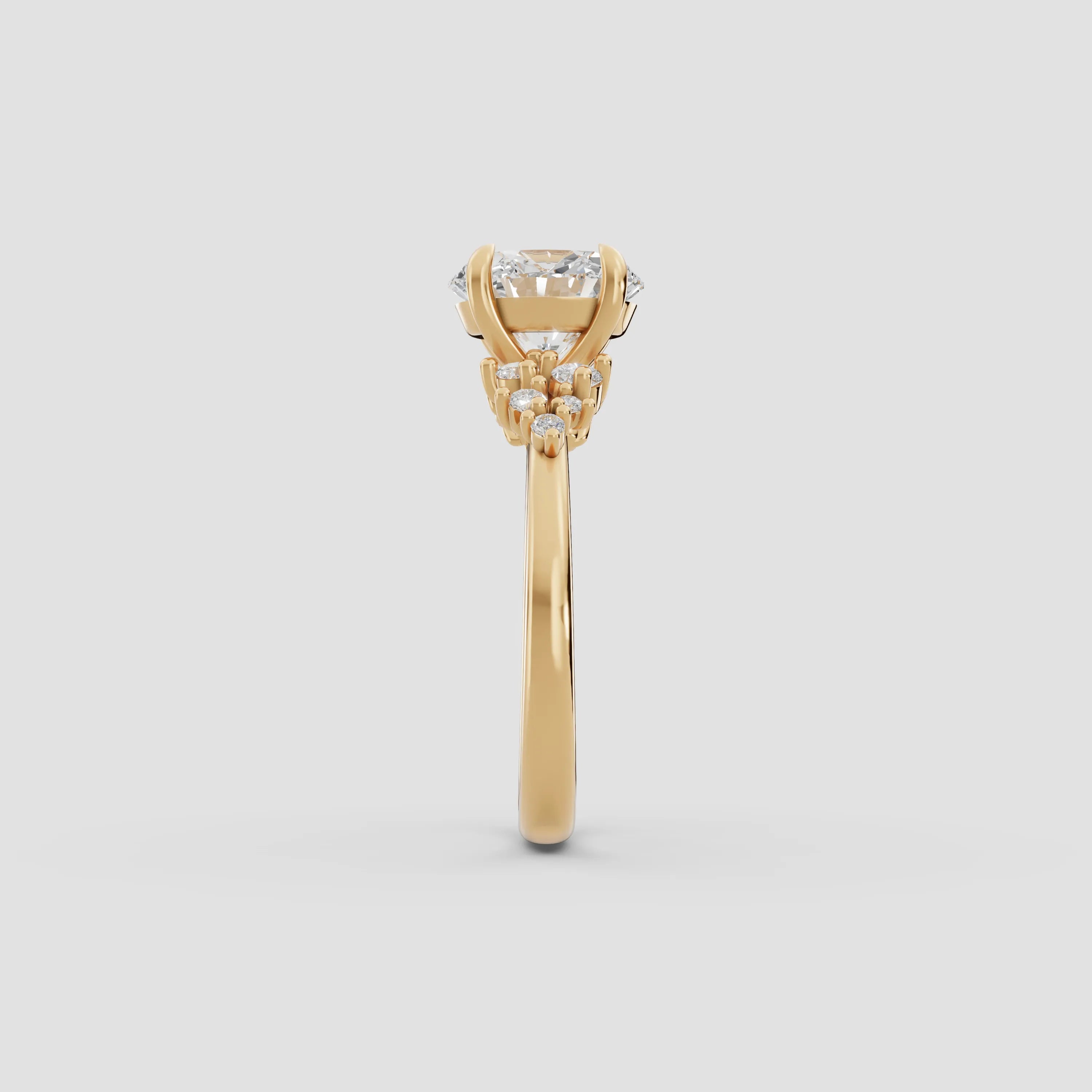 JASMINE | Anillo clúster oval