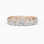 Alianza eternity en oro rosa 18k con diamantes ovales en toda la banda, vista frontal - BRAVORA joyeria