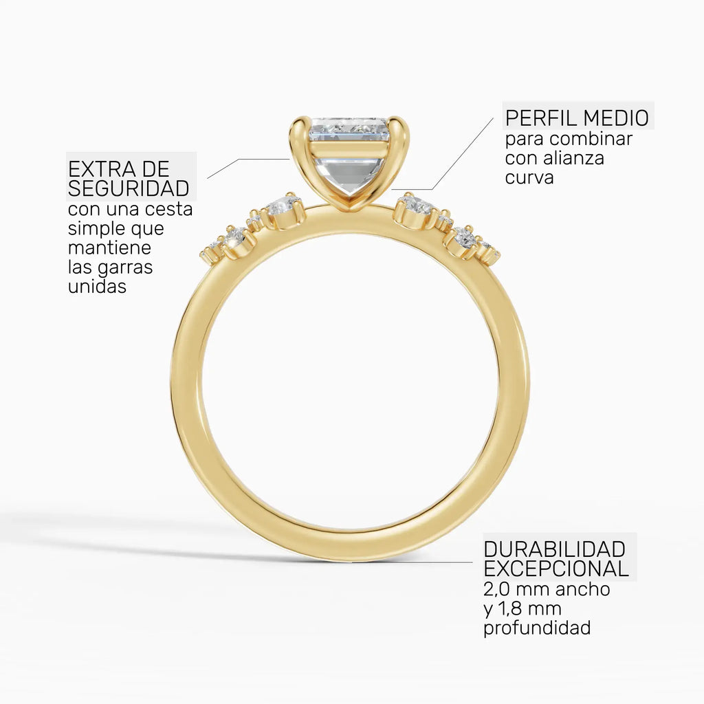 Anillo de compromiso JASMINE esmeralda clúster en oro amarillo 14k - perspectiva
