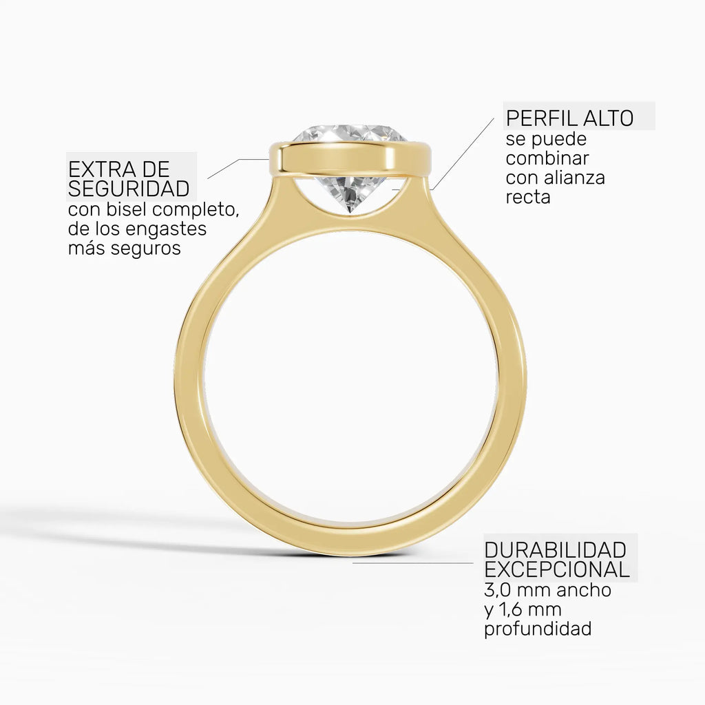 Anillo de compromiso HERA pera solitario biselado - puesto en mano