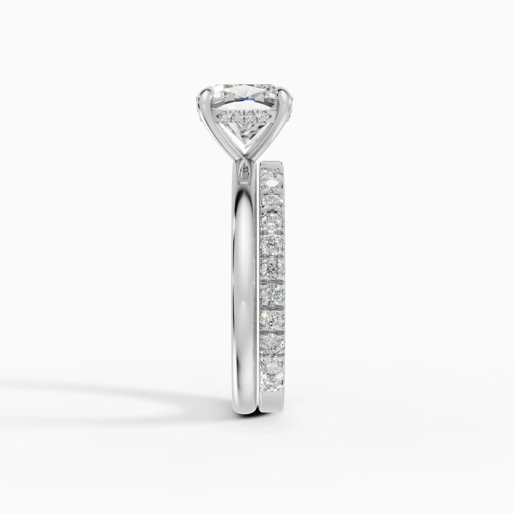 Anillo de compromiso THEIA cojín solitario halo escondido - primer plano