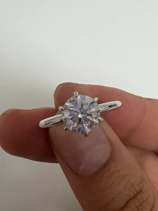 anillo compromiso personalizado oro blanco platino bravora moissanita diamante laboratorio corte brillante 6 garras 2 quilates 14k 18k promesa pavé