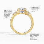 Anillo de compromiso ELARA brillante trilogía - puesto en mano