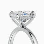 Anillo de compromiso THEIA cojín solitario halo escondido - vista trasera