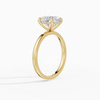 Anillo de compromiso THEIA oval solitario halo escondido en oro amarillo - vista lateral