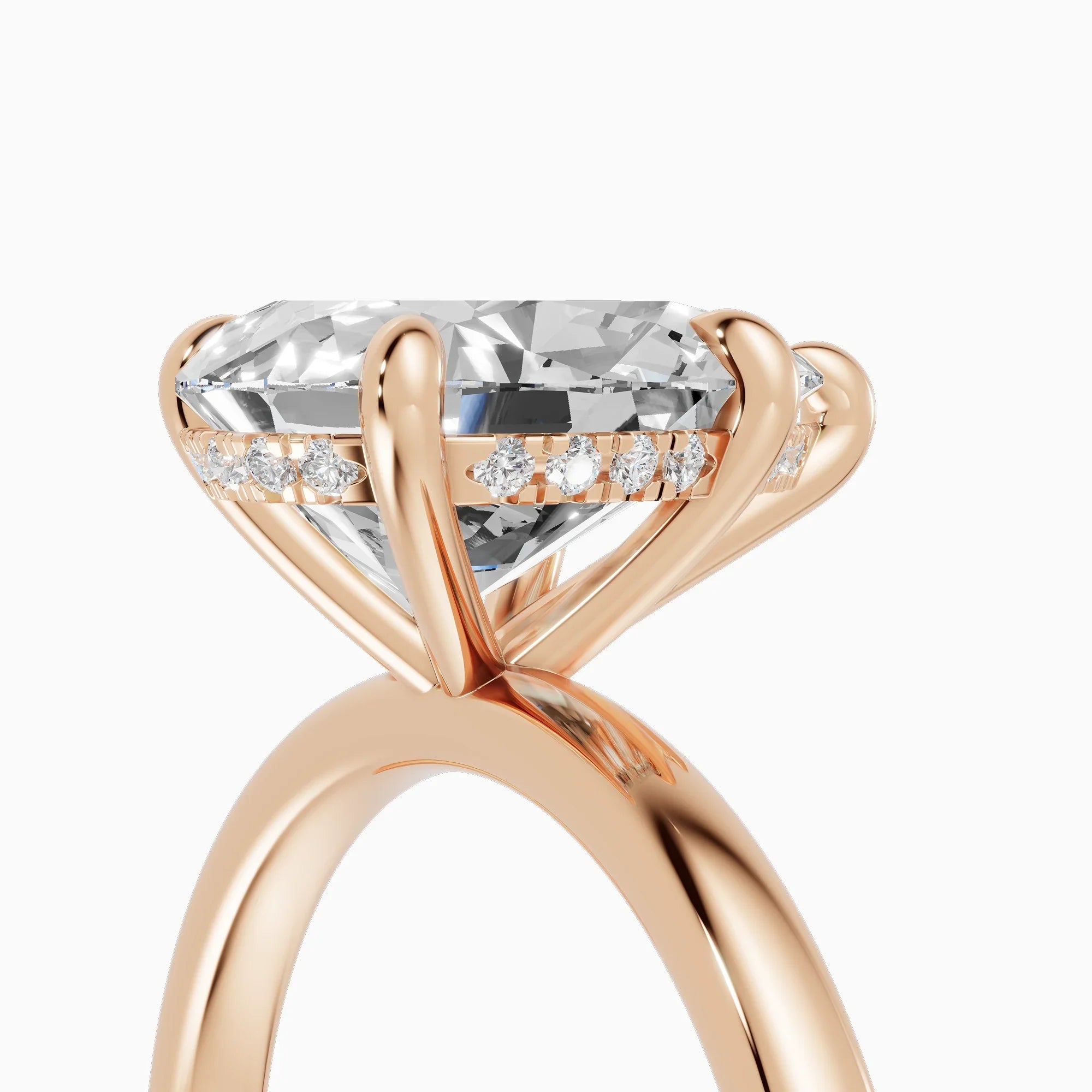Anillo de compromiso THEIA pera solitario halo escondido - lifestyle