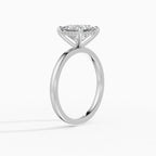 Anillo de compromiso THEIA princesa solitario halo escondido - puesto en mano