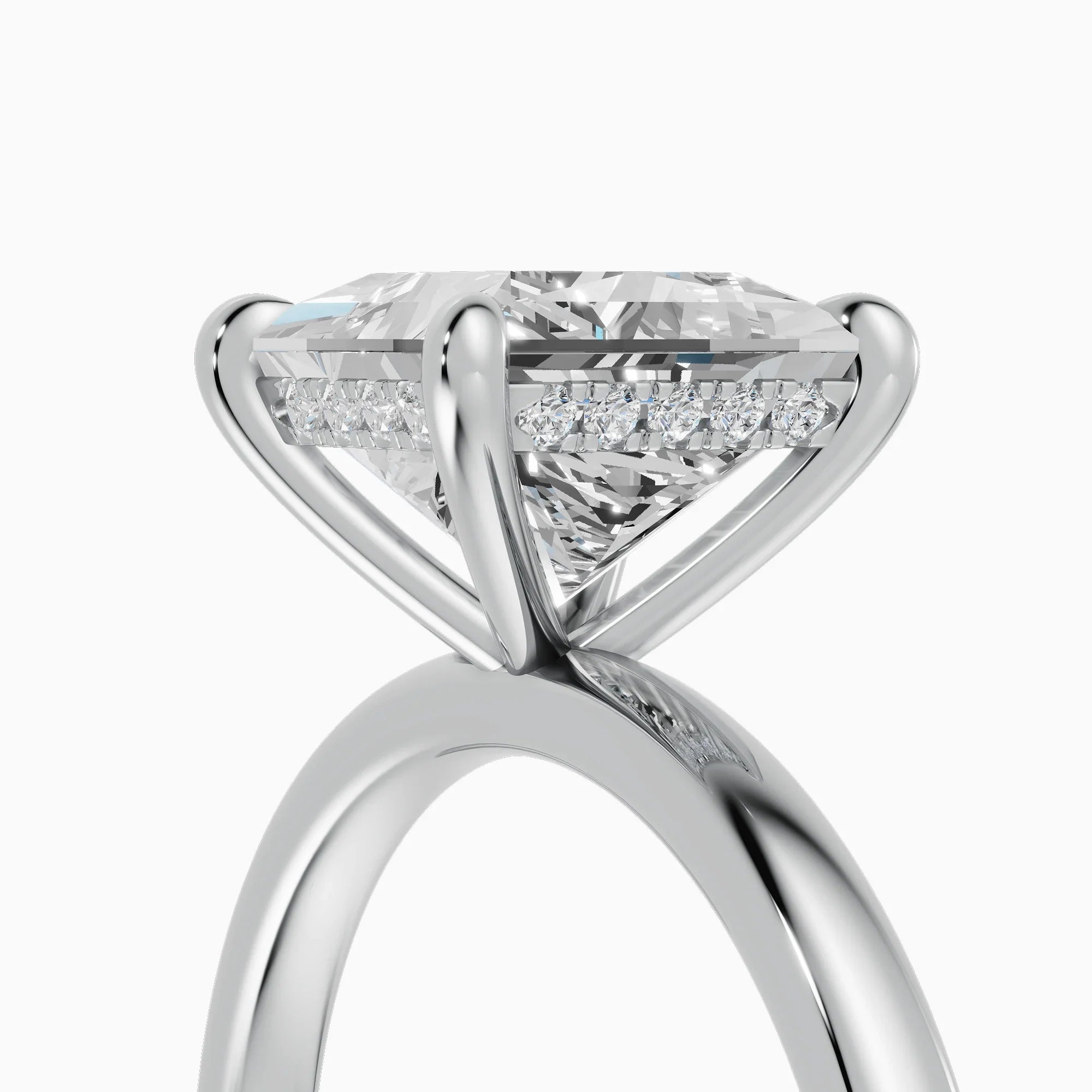 Anillo de compromiso THEIA princesa solitario halo escondido - vista trasera
