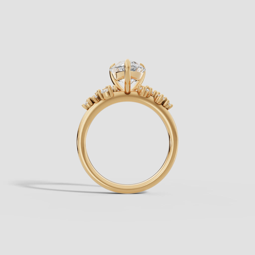 JASMINE | Anillo clúster pera en oro platino moissanita diamante Oro amarillo 14k - Anillo de compromiso personalizado BRAVORA Jewelry