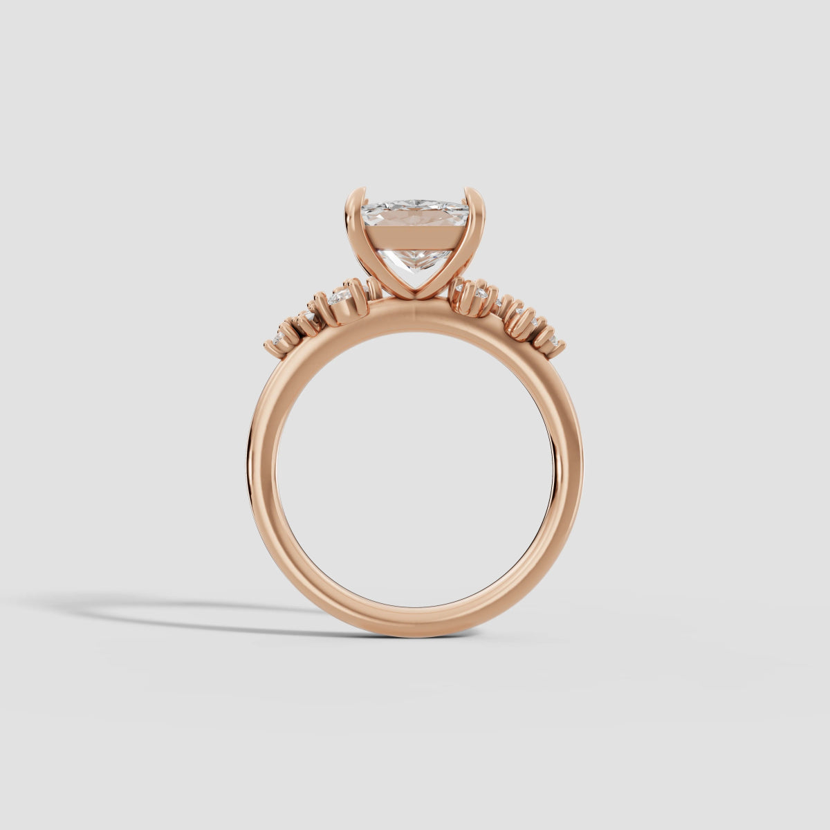 JASMINE | Anillo clúster princesa en oro platino moissanita diamante Oro rosa 14k - Anillo de compromiso personalizado BRAVORA Jewelry