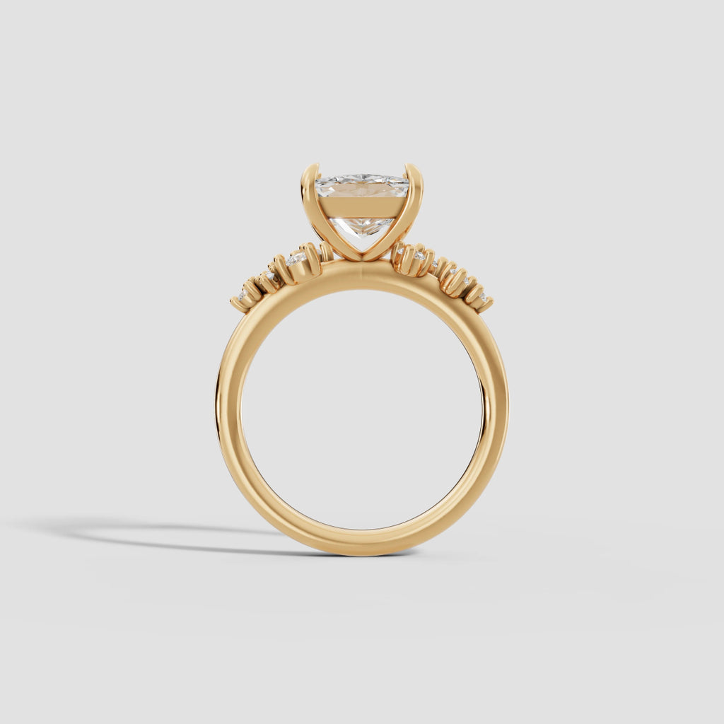 JASMINE | Anillo clúster princesa en oro platino moissanita diamante Oro amarillo 14k - Anillo de compromiso personalizado BRAVORA Jewelry