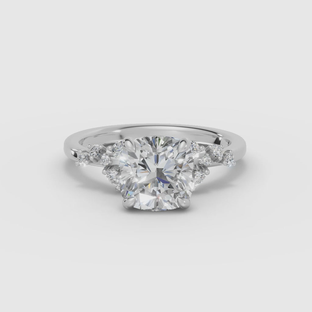 JASMINE | Anillo clúster cojín