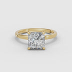 Vídeo 360° del anillo de compromiso THEIA solitario halo escondido princesa en oro amarillo