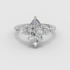 Vídeo 360° del anillo de compromiso ELARA trilogía marquesa en oro blanco