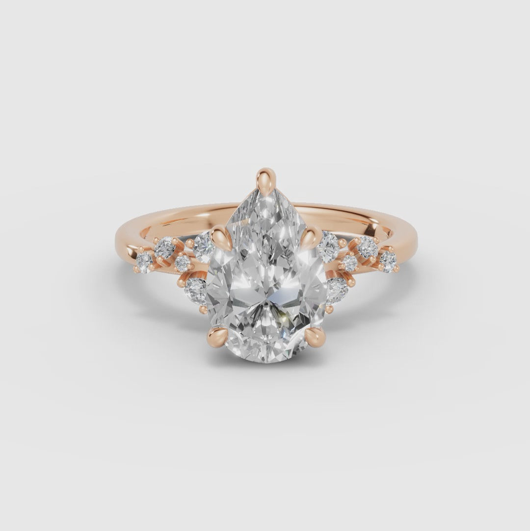 JASMINE | Anillo clúster pera