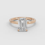 Vídeo 360° del anillo de compromiso THEIA solitario halo escondido esmeralda en oro rosa