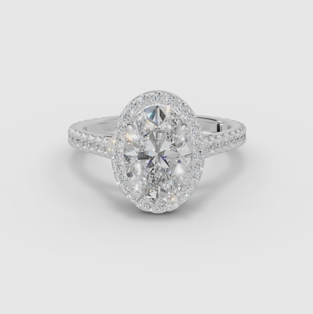 HELIA | Anillo halo oval con catedral