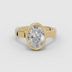 Vídeo 360° del anillo de compromiso HERA solitario oval biselado en oro amarillo