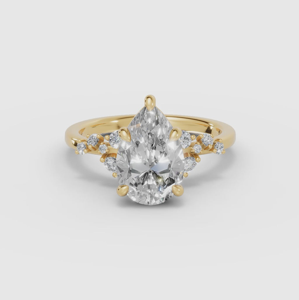 JASMINE | Anillo clúster pera