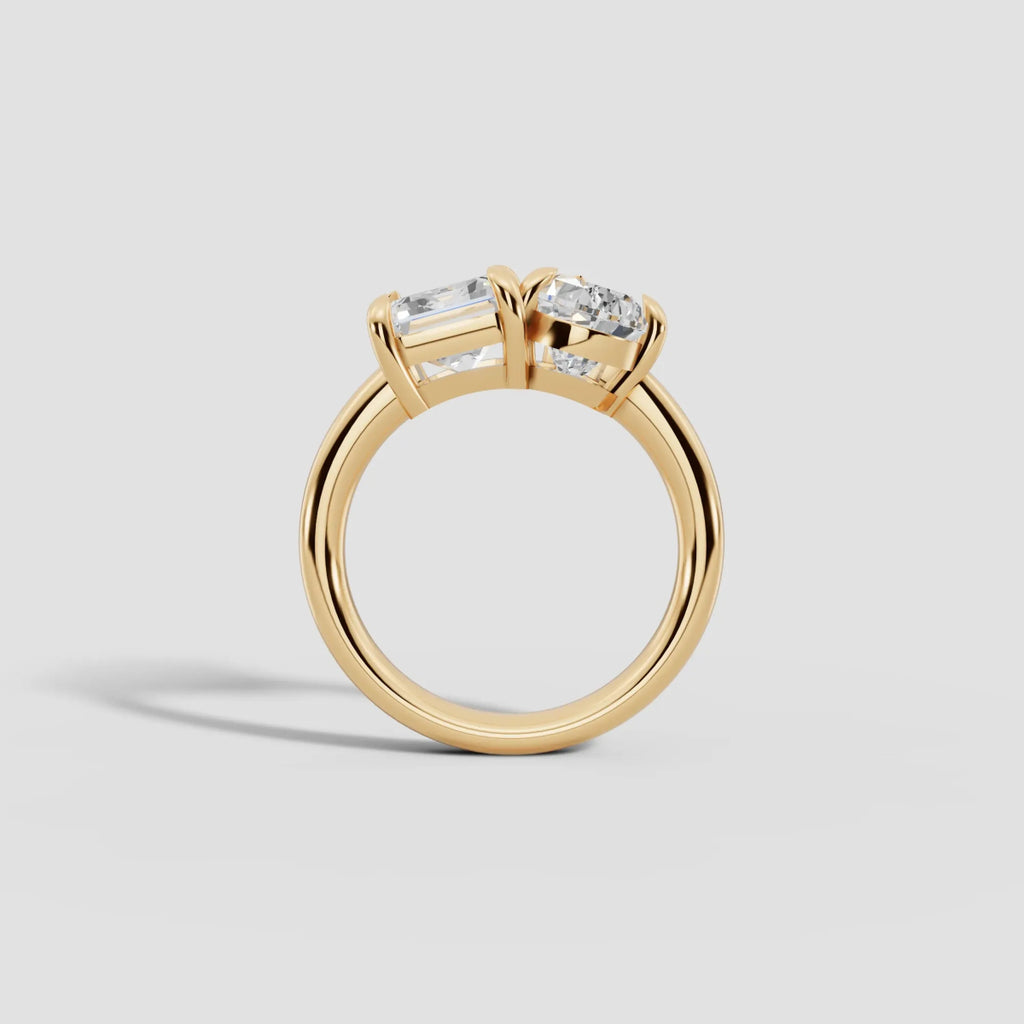 ROMEO&JULIET | Anillo moi et toi pera y esmeralda en oro platino moissanita diamante Oro amarillo 14k - Anillo de compromiso personalizado BRAVORA Jewelry