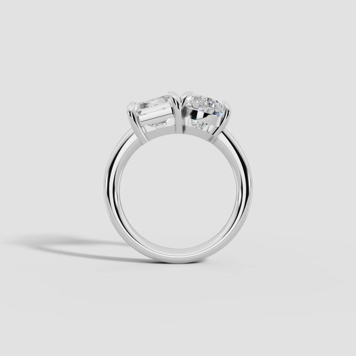 ROMEO&JULIET | Anillo moi et toi pera y esmeralda en oro platino moissanita diamante Oro blanco 14k - Anillo de compromiso personalizado BRAVORA Jewelry